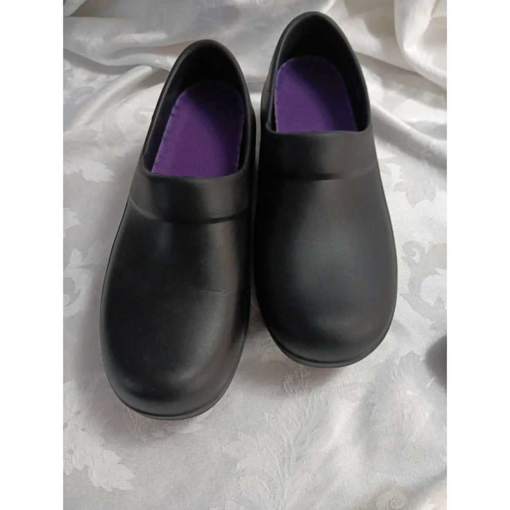 Crocs Neria Pro II Clogs Sz 9W Womens Black Slip Resistant Light Wear EUC